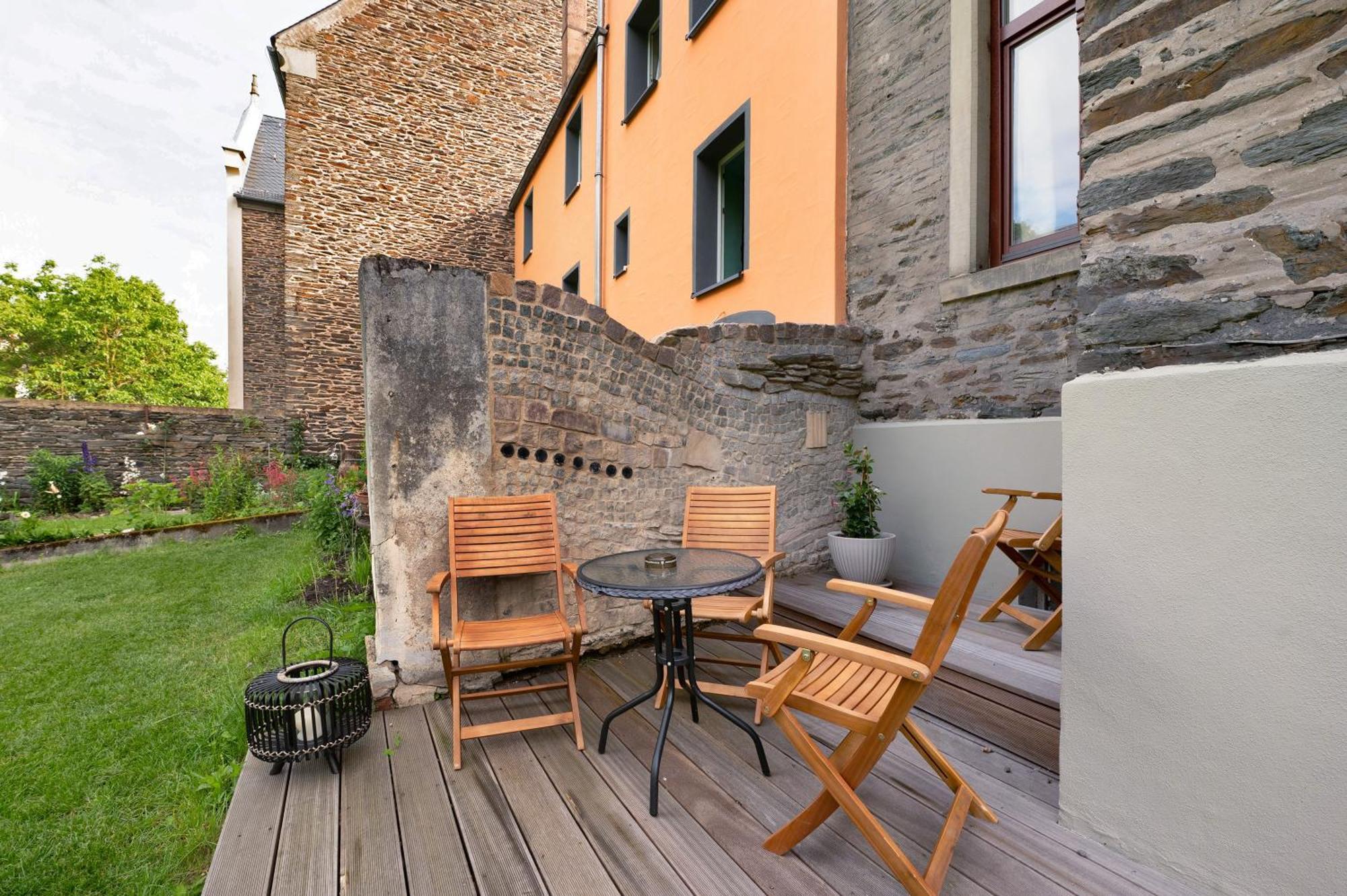 Alte Stadtvilla Weinberg 6 * Traben-Trarbach